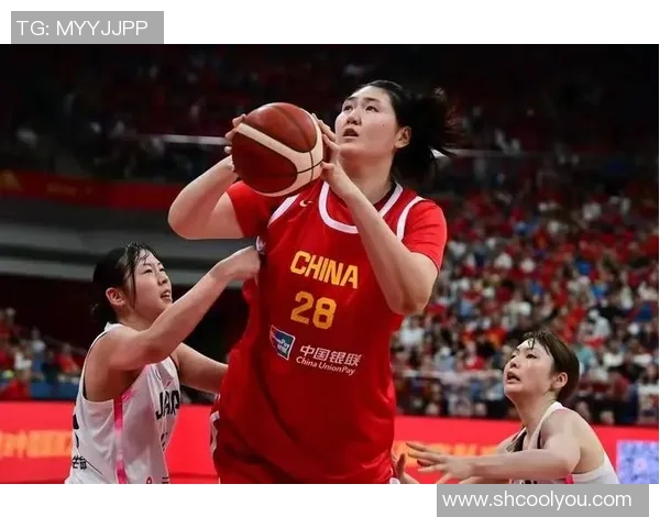 中国女篮新战术曝光张子宇与韩旭强强联手令日本网友惊叹不已